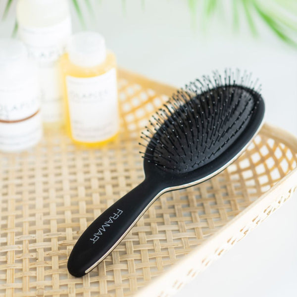 Framar Black to the Future Detangle Brush